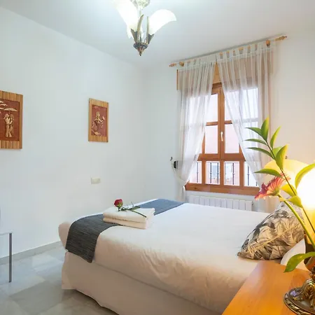 Adultos Centro N V 1 Free Parking *
